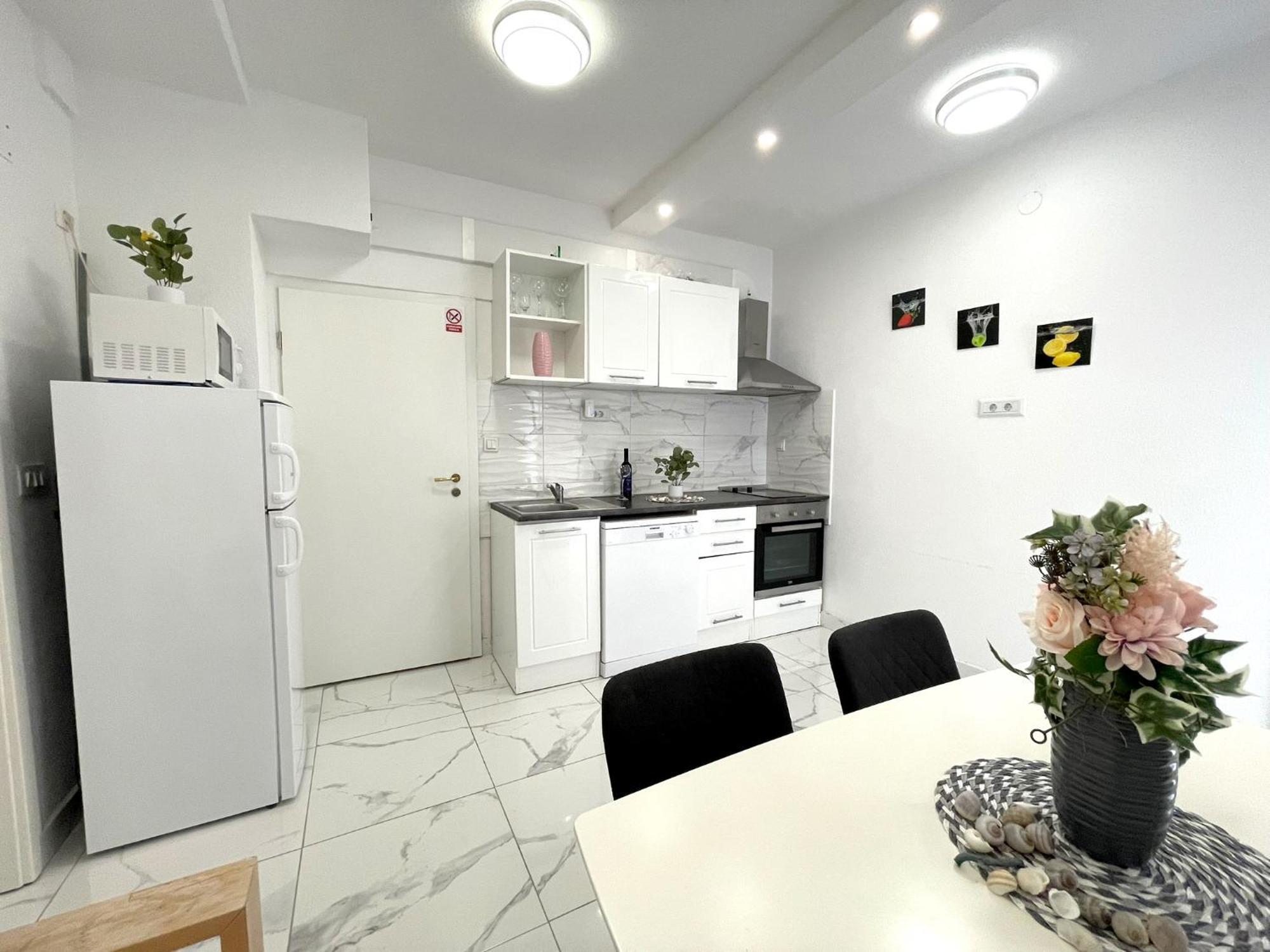 Ferienwohnung Roma Trogir Exterior foto